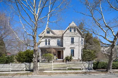 23 Columbia Street