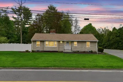 85 Granville Rd 1