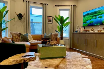 33 Condor St #2