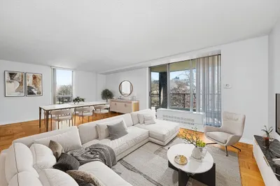 77 Pond Avenue #401 1