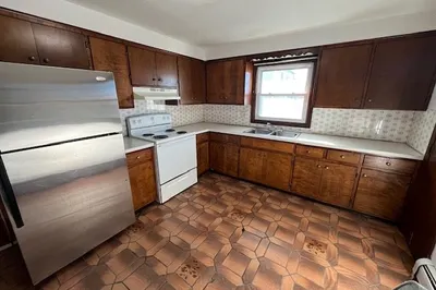 333 Almond Street #6