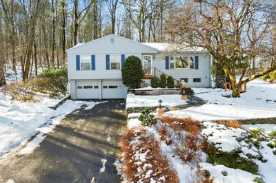 7 Kelley Rd
