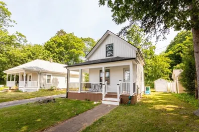 5 Fales Ave