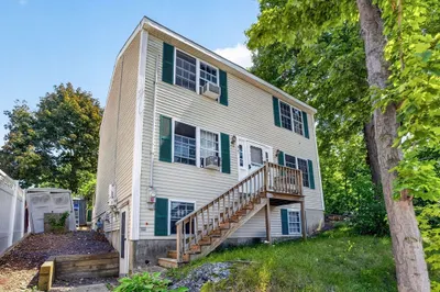 71 Hichborn St 1