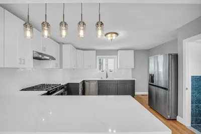 15 Spring St 1