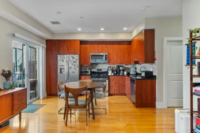 200 Silver Street #6