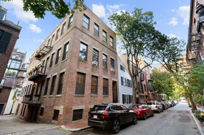 19 Fayette St #3 1