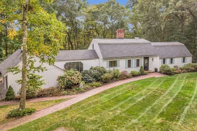 135 Coachmans Lane 1