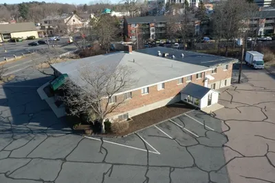 235 Walnut St 1