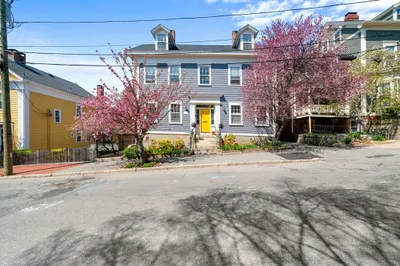 22 Halsey Street #4 1