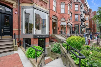 168 Newbury St 1