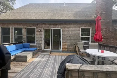 60 Homestead Ln 1