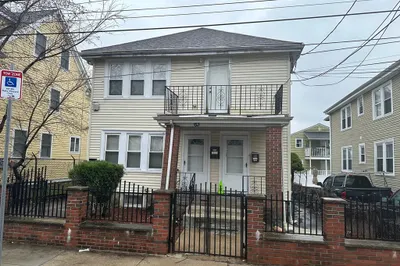 63 Bradeen St 1