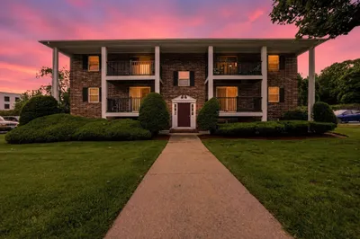 6 Walker Rd #4 1