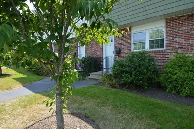 19 Bayberry Circle #19 1