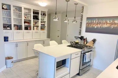 85 East India Row #26G 1