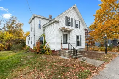 15 Oak St