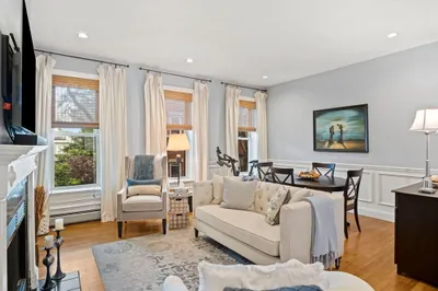 5 Auburn St #2