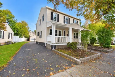 60 Worthy Ave 1