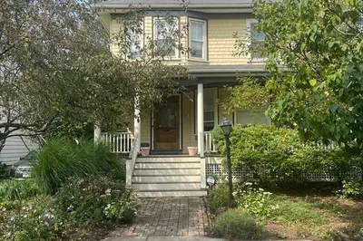 95 Erie Ave #1 1
