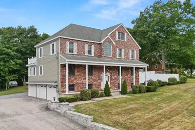 2 Dana Drive 1