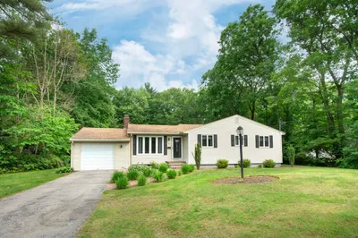 96 Summit Rd