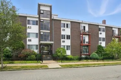 101 Waite St #D1 1