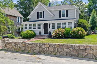 18 Pleasant Street 1