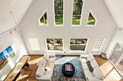 3 Abbott Ave 1