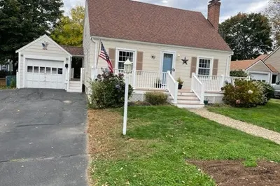 18 Prospect Hill Dr 1