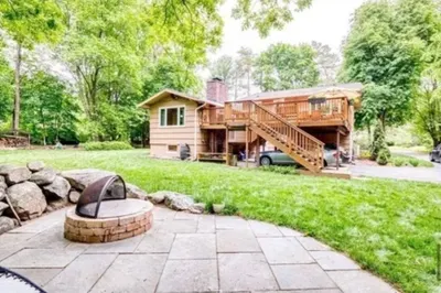 18 Winchester Dr #- 1