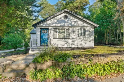 266 Pleasant St #266 1