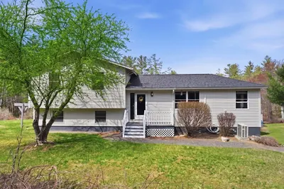 112 Williamsville Rd 1