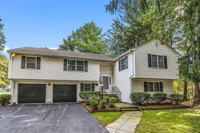 19 Harris Ave