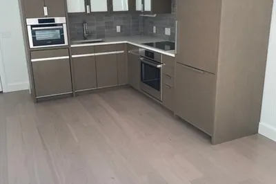 100 Lovejoy Wharf #11L