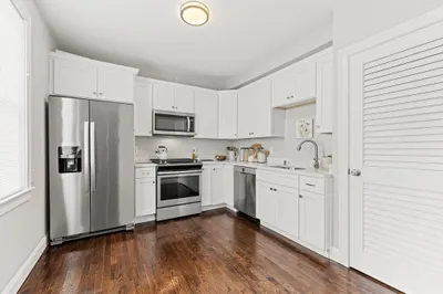 12 Temple St #1