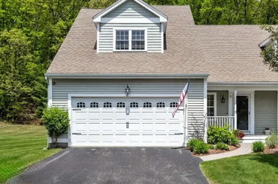 8 Ashton Ln #8