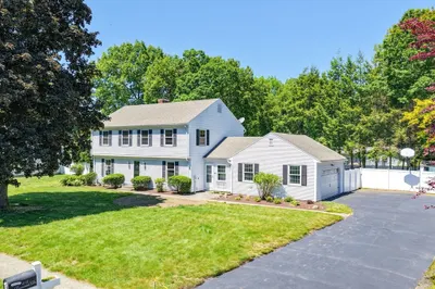 252 Pinewood Drive 1