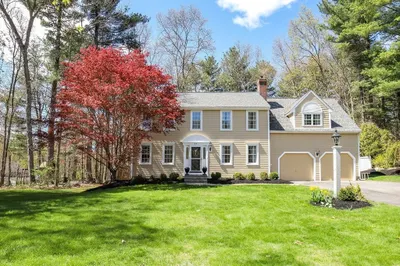 43 Carriage Hill Road