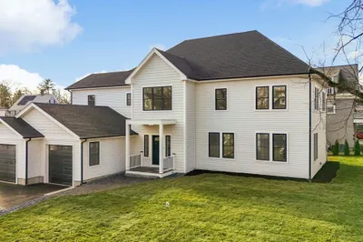 5 Wolcott Ave 1