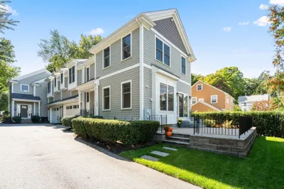 104-108 Hull St #108 1