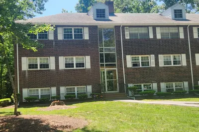 70 Farrwood Avenue #9 1