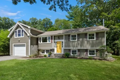 86 Christopher Road 1