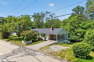 60 Pinedale St 1