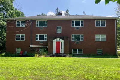 164 Prentice St #2