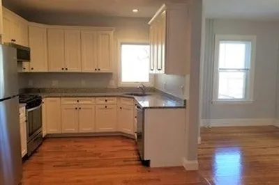 43 Harvard St #1