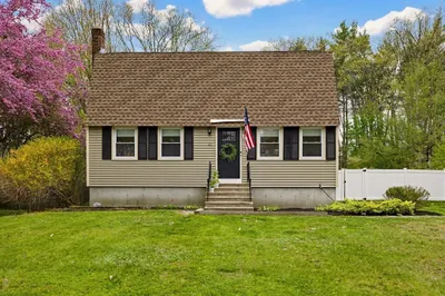 21 Emery Rd 1