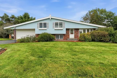 44 Dennison Hill Rd 1