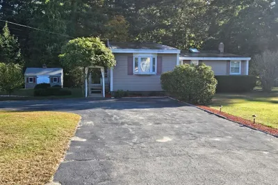 9 Mount Paul Rd
