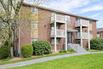 608 Boston Post Rd E Rd #20 1